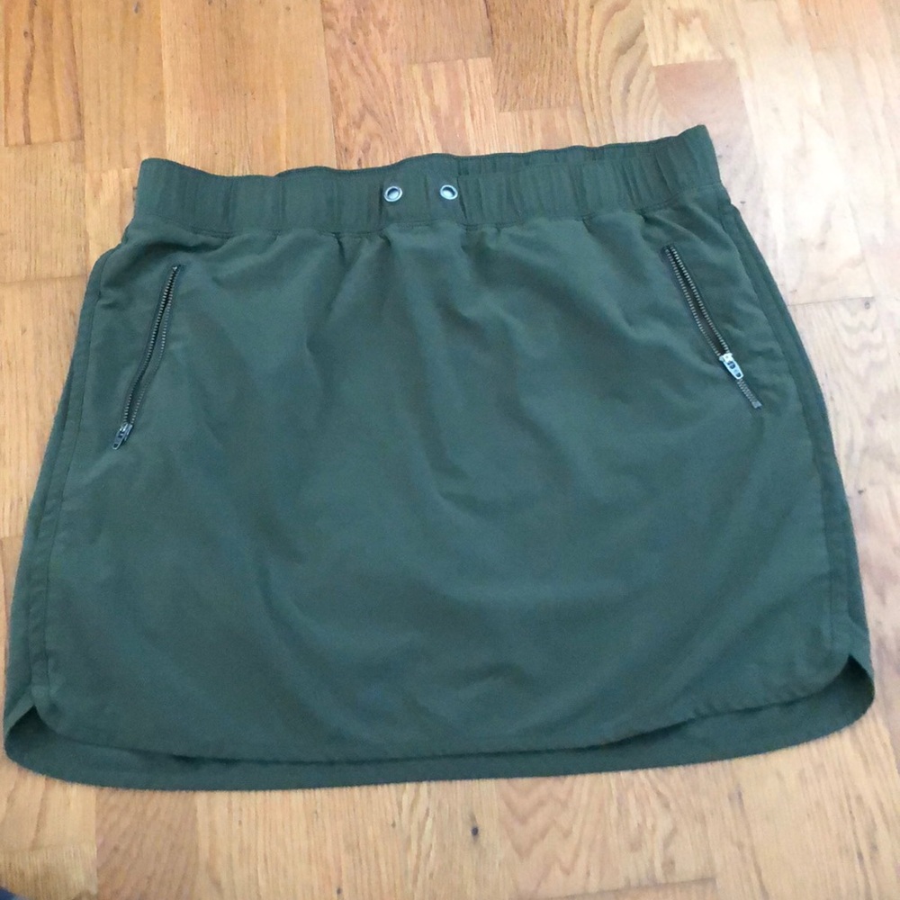 Athleta skort